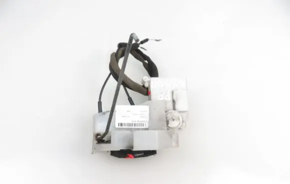 Mazda CX-9 Front door lock Y18TR2