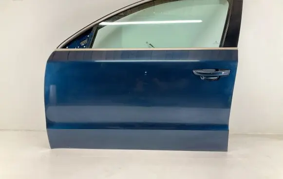 Skoda Superb B6 (3T) Front door