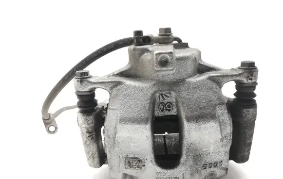 Toyota C-HR I Front brake caliper