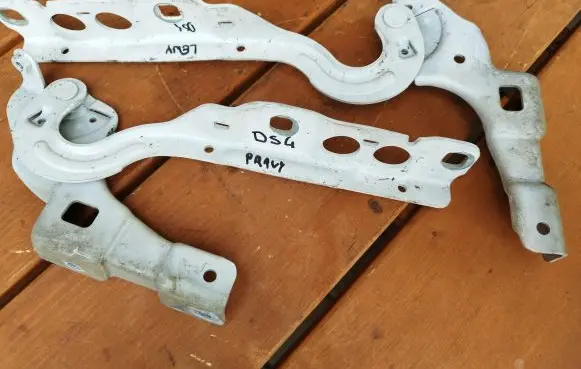 Citroen DS4 Engine bonnet/hood hinges 9687515780