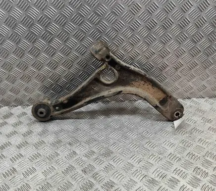 Opel Movano B Front lower control arm/wishbone 93197214