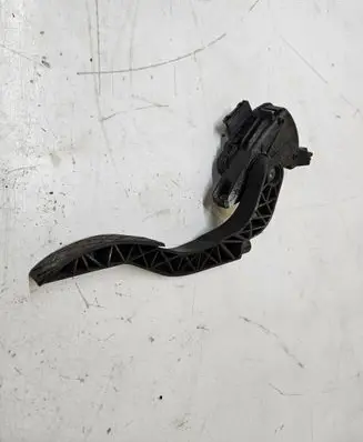 Audi A4 S4 B6 8E 8H Accelerator throttle pedal 8EI721523 6PV008376