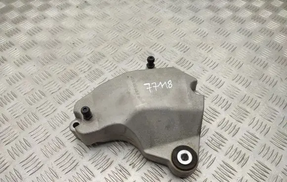Mercedes-Benz B W246 W242 Engine mounting bracket A2702230002