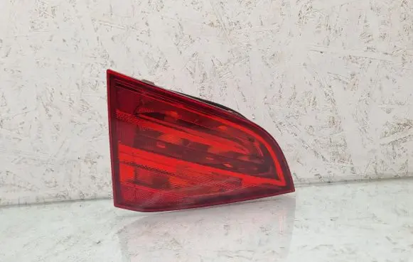 Audi A4 S4 B8 8K Tailgate rear/tail lights 8K9945093