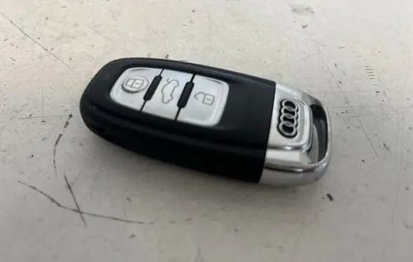 Audi Q5 SQ5 8R Ignition key/card 8K0959754H