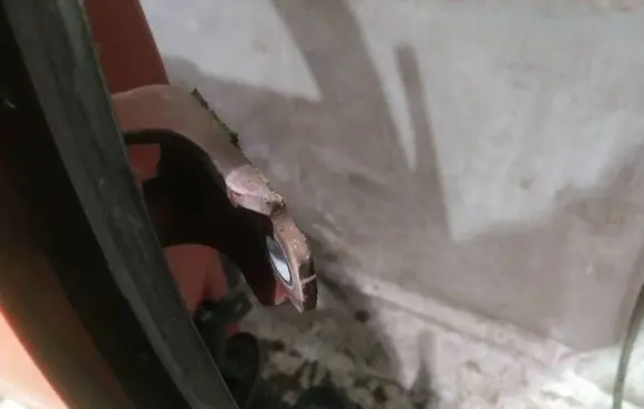 Citroen DS3 Front door upper hinge 