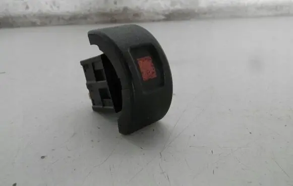 Opel Astra G Hazard light switch 09131728