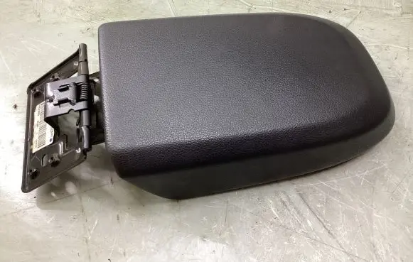 Ford Focus Armrest 8M51R045C74A 01072009