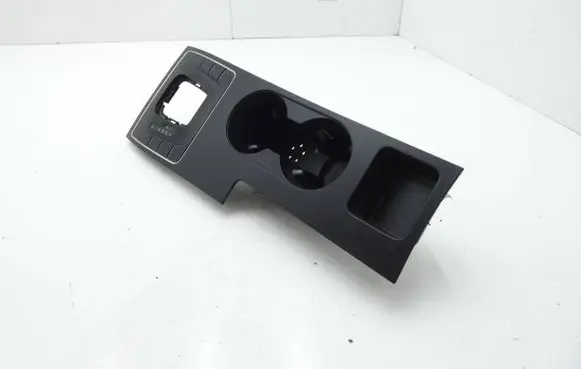 Volkswagen PASSAT B7 Center console 561862534 5046516 3484828