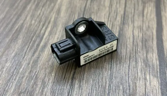Honda CR-V Airbag deployment crash/impact sensor 77970T2AA010M4