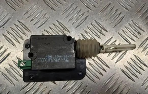 Audi A3 S3 8L Central locking motor 4B9962115