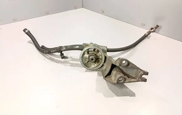 Audi A6 S6 C4 4A Fuel filter bracket/mount holder 074127445A