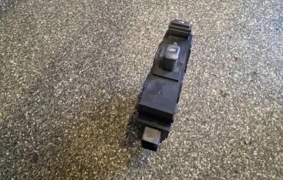 Volvo S60 Electric window control switch