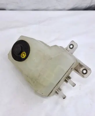 Toyota Prius (XW20) Brake fluid reservoir 13231140120 40120 8E22