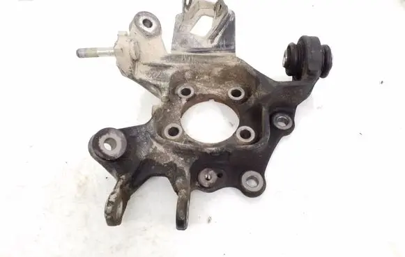 Lexus RX 450H Rear wheel hub spindle/knuckle 