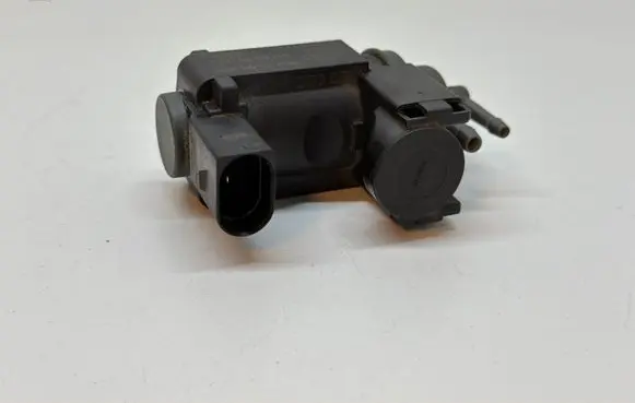 Audi Q5 SQ5 8R Vacuum valve 059906627