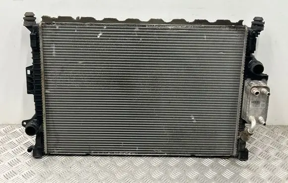 Ford Mondeo MK IV Coolant radiator 989299A