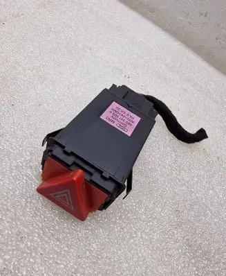 Audi A8 S8 D2 4D Hazard light switch 4B0941509K