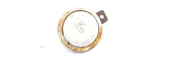 Subaru Impreza I Horn signal