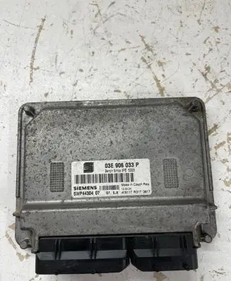 Seat Ibiza III (6L) Engine control unit/module 03E906033P 5WP4430407