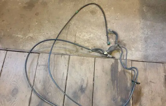 Citroen DS5 Fuel line pipe