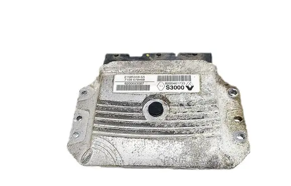 Renault Megane II Engine control unit/module 8200461733