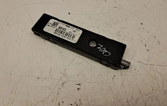 Mercedes-Benz E C207 W207 Aerial antenna amplifier A2048200189