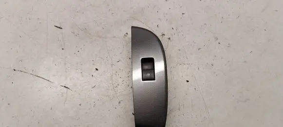 Chevrolet Malibu Electric window control switch 
