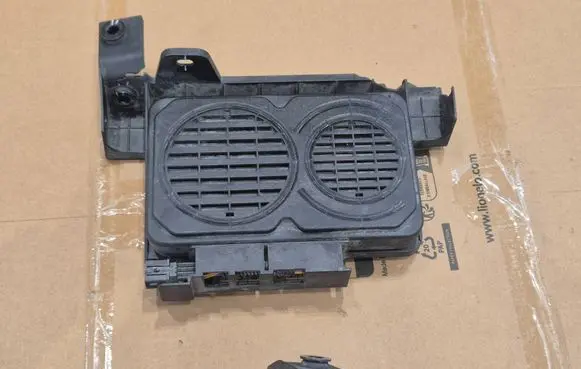 Hyundai Ioniq 5 Subwoofer speaker 96390G1200