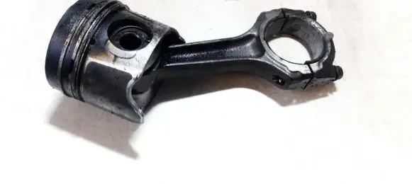 Renault Megane I Piston with connecting rod