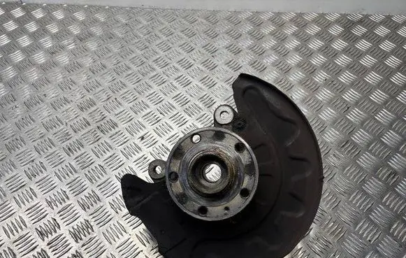 Volkswagen Golf VII Front wheel hub 5Q0407255q