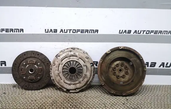 KIA Ceed Clutch set kit 4110032021 4130032021 ICA079881A