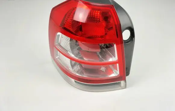 Opel Zafira B Rear/tail lights 13349825 428436430