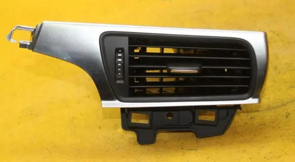 Audi A6 Allroad C7 Dashboard side air vent grill/cover trim 4G1820901
