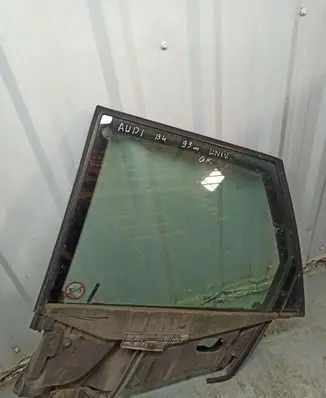 Rear door manual window regulator