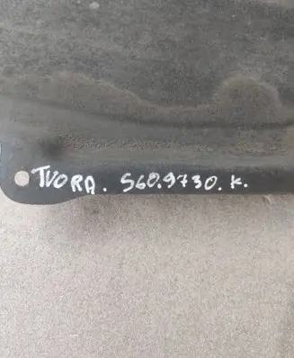 Volvo S60 Center/middle under tray cover 31202720