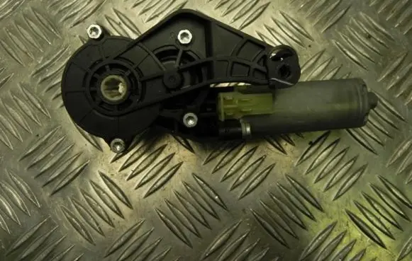 Mercedes-Benz GL X164 Seat adjustment motor 82064806 V701