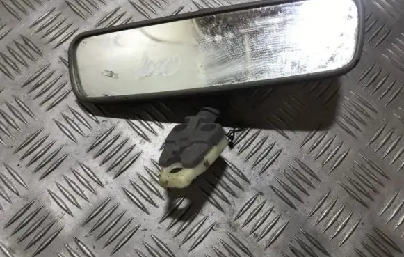 Nissan Navara D22 Rear view mirror (interior) e402503