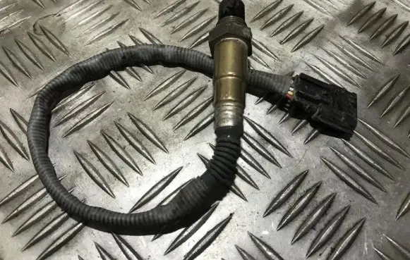 Mercedes-Benz C W205 Lambda probe sensor 0281004221 h8201395330