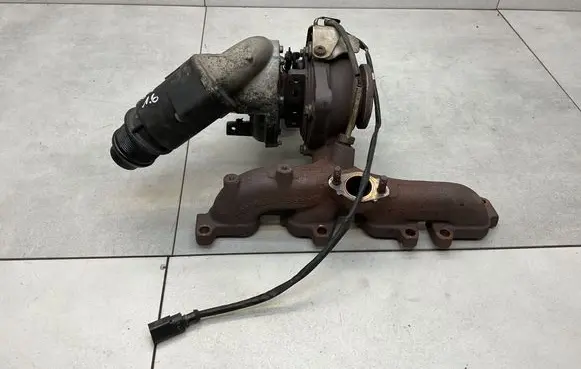 Volkswagen PASSAT B7 Turbo 03L253016T