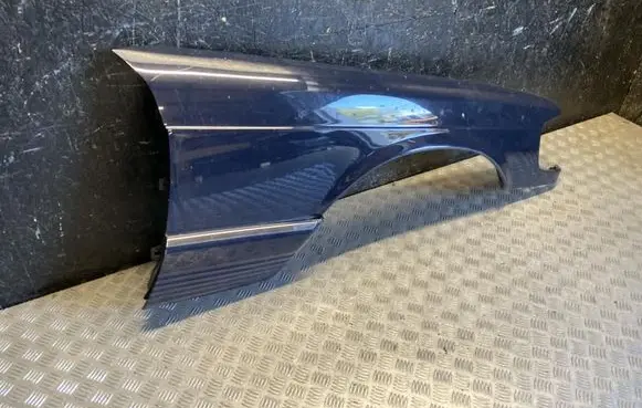 Mercedes-Benz S W126 Fender