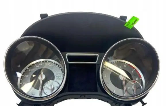 Mercedes-Benz CLA C117 X117 W117 Speedometer (instrument cluster) A1179007600