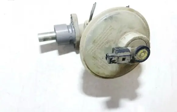 Volkswagen Polo III 6N 6N2 6NF Master brake cylinder