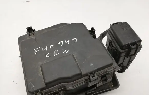Honda CR-V Fuse box set 25SWYE02