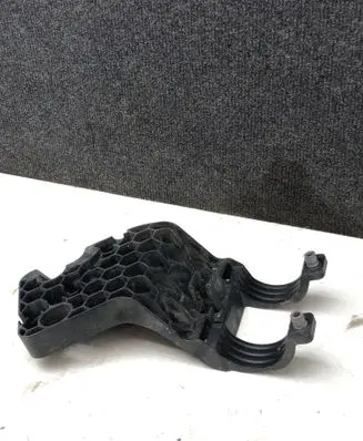 BMW X5 E70 Fuel filter bracket/mount holder 70314607