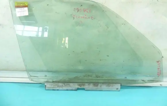 Mercedes-Benz 190 W201 Front door window glass four-door IMPRK1229259