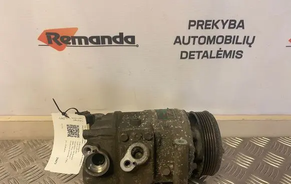 Volkswagen Golf V Air conditioning (A/C) compressor (pump) 1K0820803
