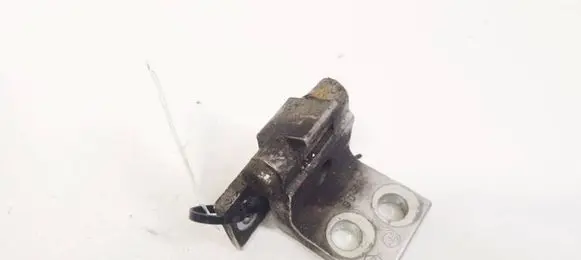 Mitsubishi Carisma Front door upper hinge