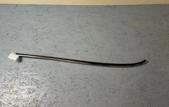 Mini One - Cooper F56 F55 Rear side glass trim 128662