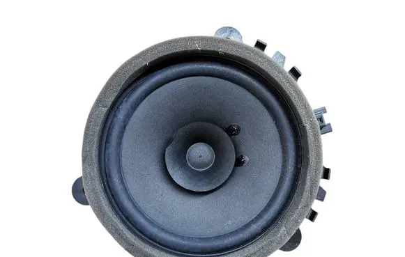 Volvo V70 Front door speaker 30657444